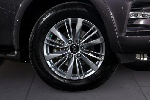 Anthracite Gray 2024 INFINITI QX80 Luxe