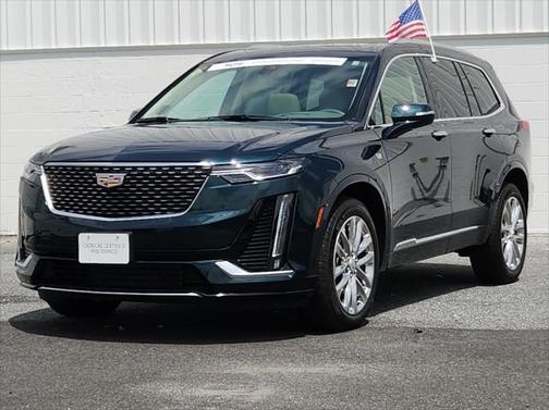 2025 Cadillac XT6 Premium Luxury AWD