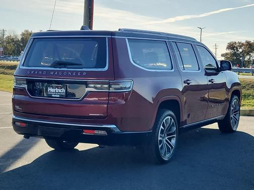 2023 Jeep Grand Wagoneer L Series III 4x4