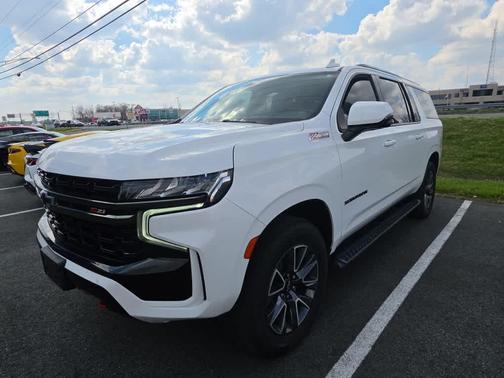 2021 Chevrolet Suburban 4WD Z71