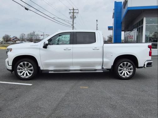 2022 Chevrolet Silverado 1500 High Country