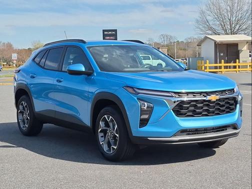 Marina Blue Metallic 2026 Chevrolet Trax LT