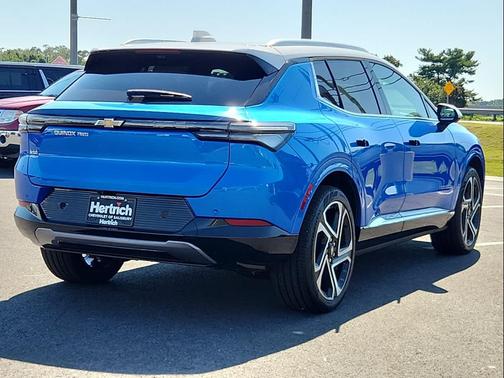 2025 Chevrolet Equinox EV LT