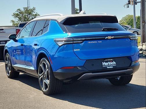2025 Chevrolet Equinox EV LT
