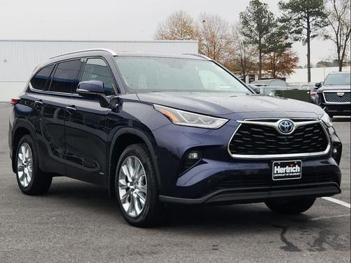 2022 Toyota Highlander Hybrid Limited