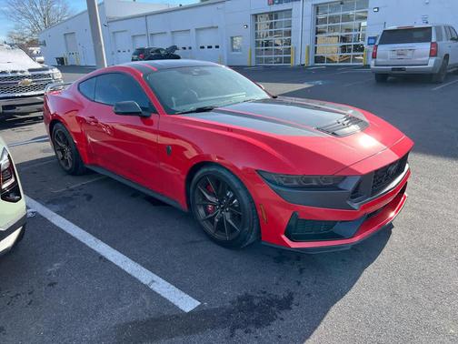 2025 Ford Mustang Dark Horse Fastback