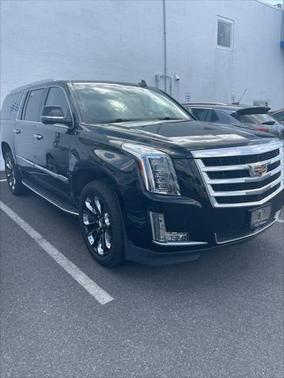2019 Cadillac Escalade ESV Premium Luxury
