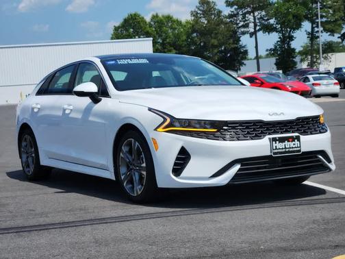 2023 Kia K5 EX