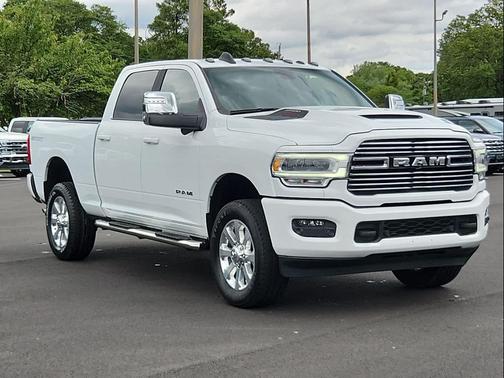 2024 RAM 2500 Laramie Crew Cab 4x4 6'4' Box