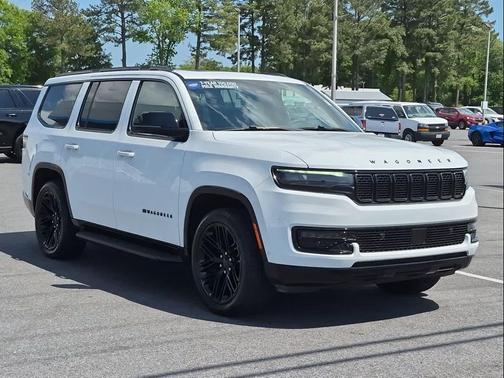 Bright White Clearcoat 2023 Jeep Wagoneer Series II Carbide 4x4