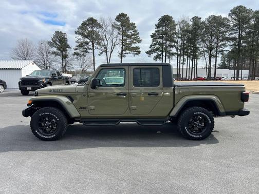 2025 Jeep Gladiator Willys
