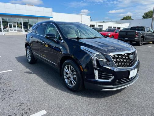 2022 Cadillac XT5 Premium Luxury