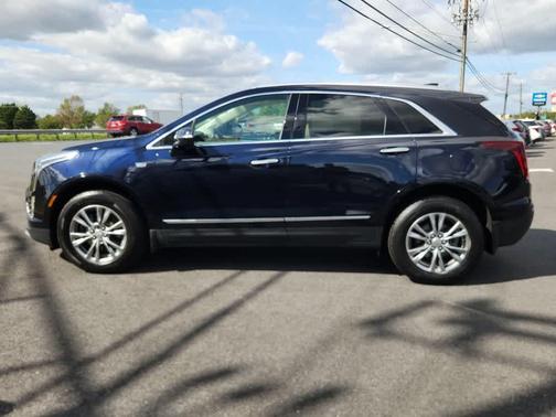 2022 Cadillac XT5 Premium Luxury