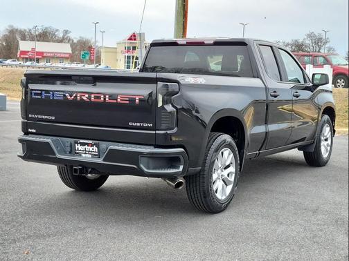 2020 Chevrolet Silverado 1500 Custom