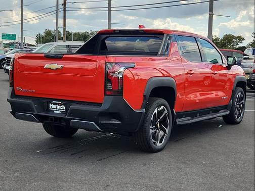 2026 Chevrolet Silverado EV LT