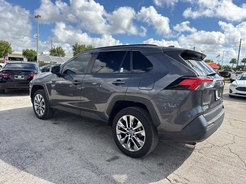 2023 Toyota RAV4 XLE Premium