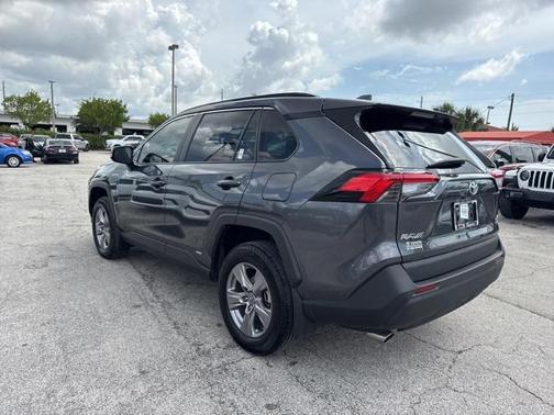 2024 Toyota RAV4 Hybrid XLE