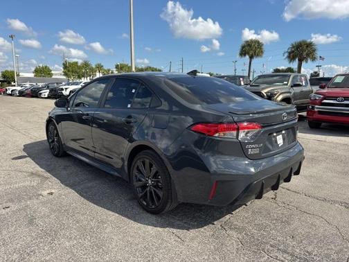 2025 Toyota Corolla SE