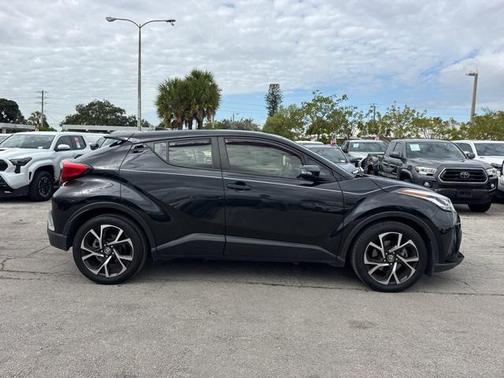 2020 Toyota C-HR XLE