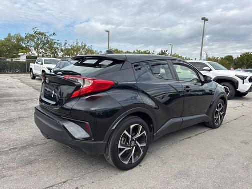 2020 Toyota C-HR XLE