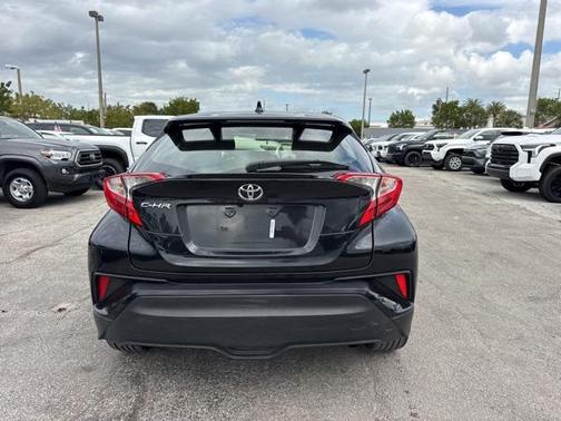 2020 Toyota C-HR XLE