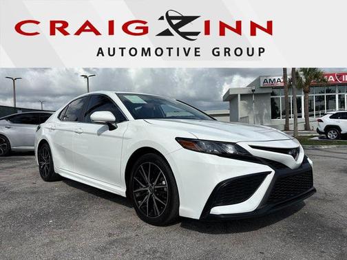 2024 Toyota Camry SE