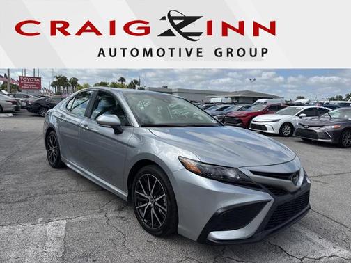 2024 Toyota Camry SE