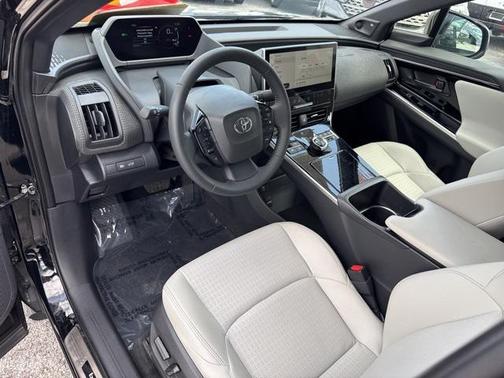 2024 Toyota bZ4X Limited