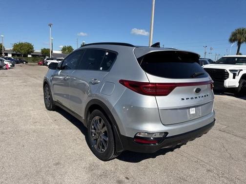 2022 Kia Sportage S