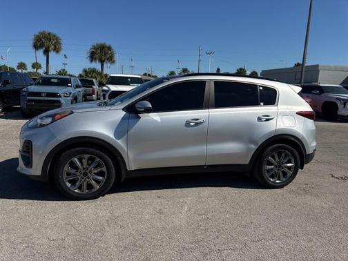 2022 Kia Sportage S