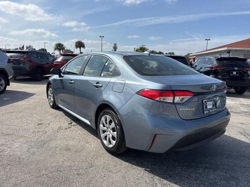 2025 Toyota Corolla Hybrid LE