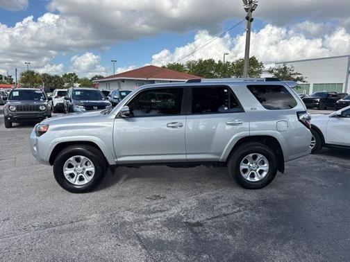 2024 Toyota 4Runner SR5 Premium