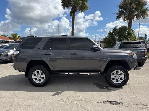 2021 Toyota 4Runner SR5