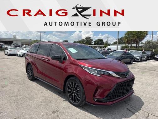 2024 Toyota Sienna XSE 7 Passenger