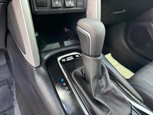 2025 Toyota Corolla Hybrid SE