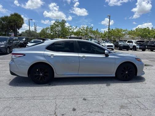 2020 Toyota Camry LE