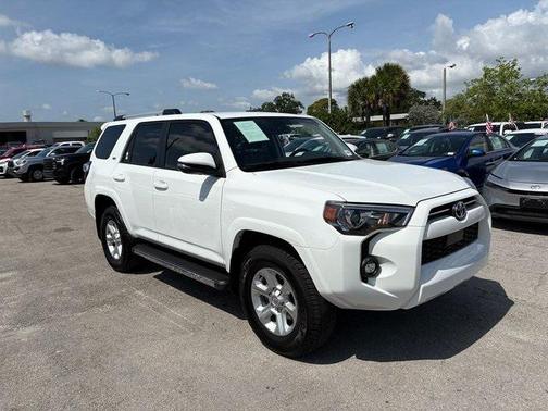 2024 Toyota 4Runner SR5 Premium