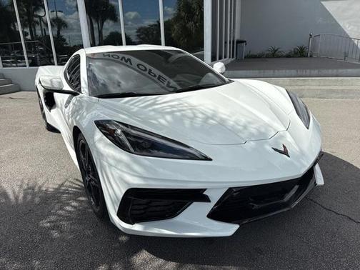 2022 Chevrolet Corvette Stingray w/2LT