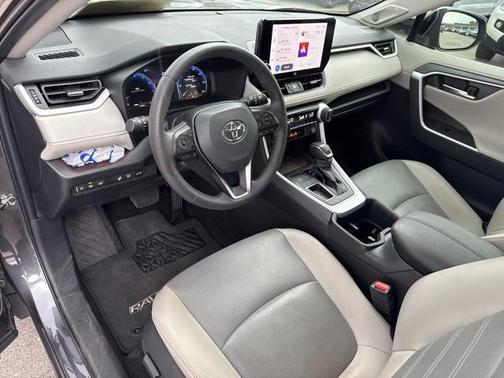2024 Toyota RAV4 Limited