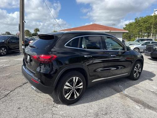 2025 Mercedes-Benz GLA 250 4MATIC