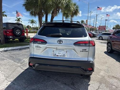 2025 Toyota Corolla Hybrid SE
