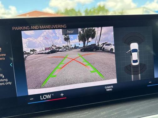 2024 BMW 330e xDrive