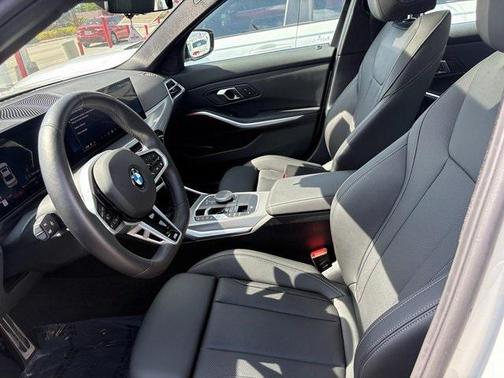 2025 BMW 330 i