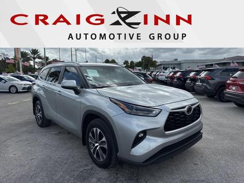 2024 Toyota Highlander XLE