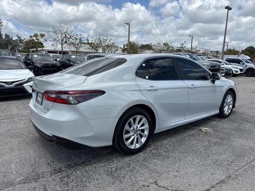 2023 Toyota Camry LE
