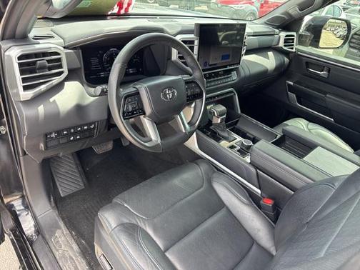 2023 Toyota Tundra Platinum