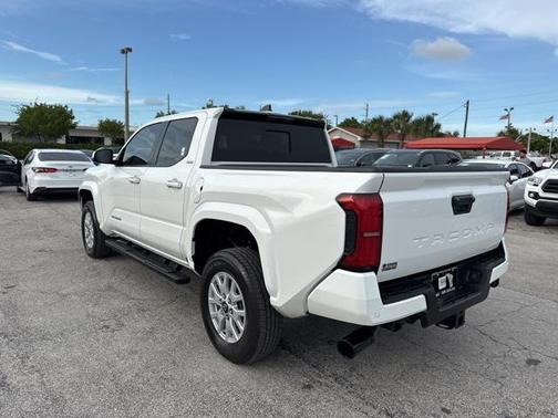 2024 Toyota Tacoma SR5