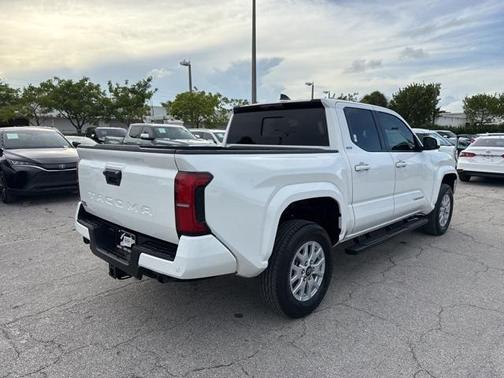 2024 Toyota Tacoma SR5