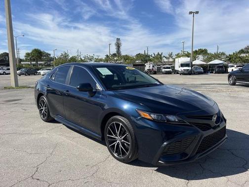 2021 Toyota Camry SE