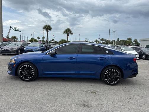 2023 Kia K5 GT-Line